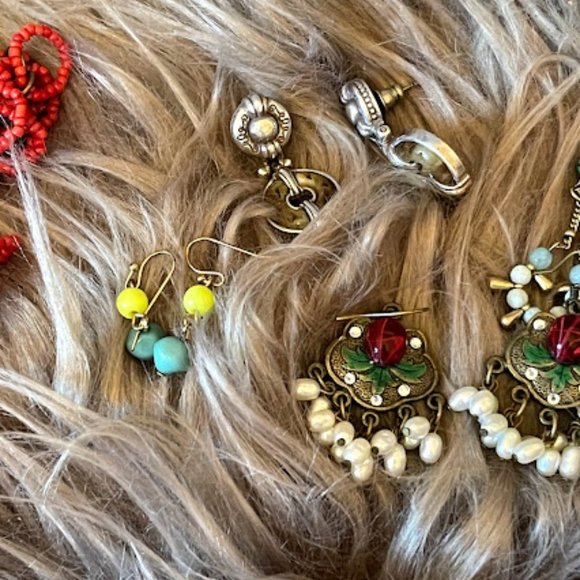 Women's Earring Bundle - 4 Pairs of Earrings - Picture 3 of 5